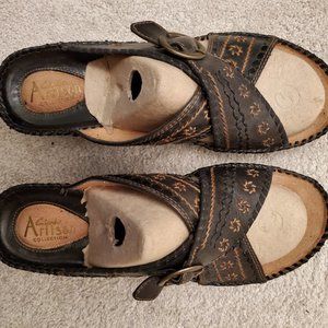 Clarks artisan women's sandals